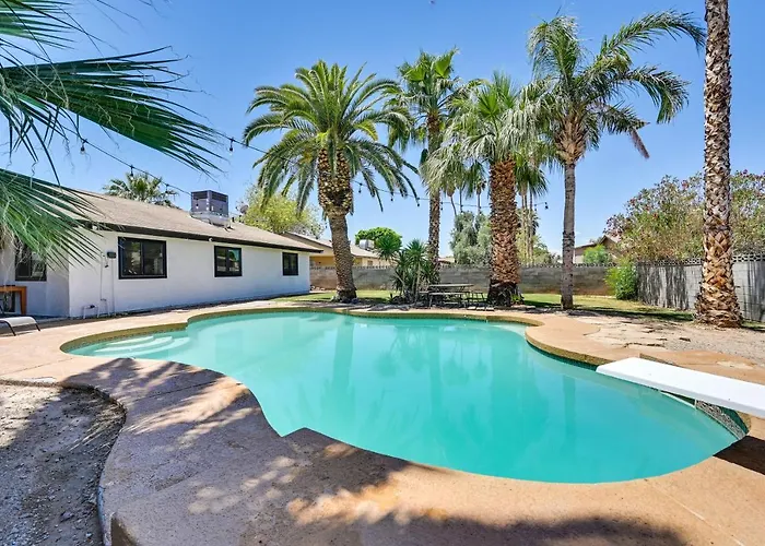 Ferienhaus Vacation W/ Private Pool & Patio!