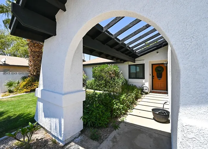 Vacation W/ Private Pool & Patio! Yuma