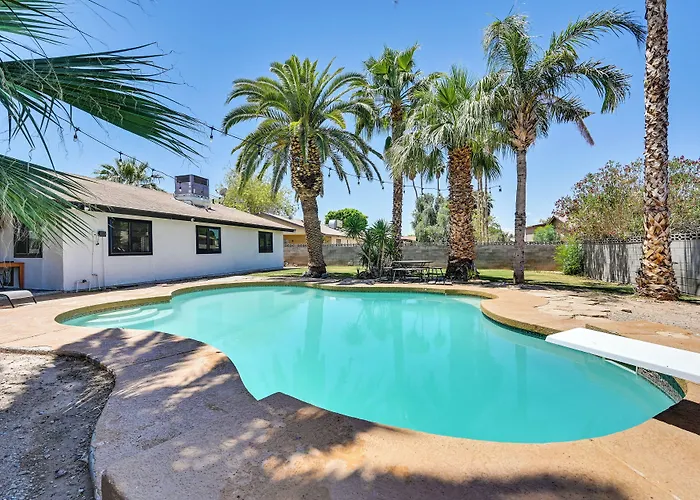 Vacation W/ Private Pool & Patio! * Yuma