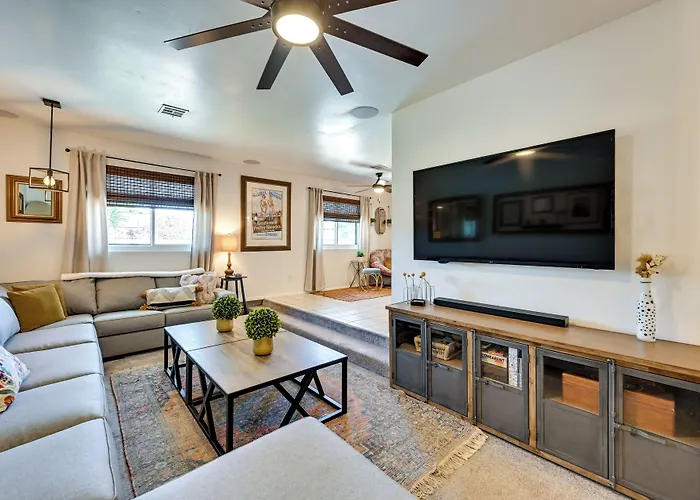 Holiday home Vacation W/ Private Pool & Patio! Yuma